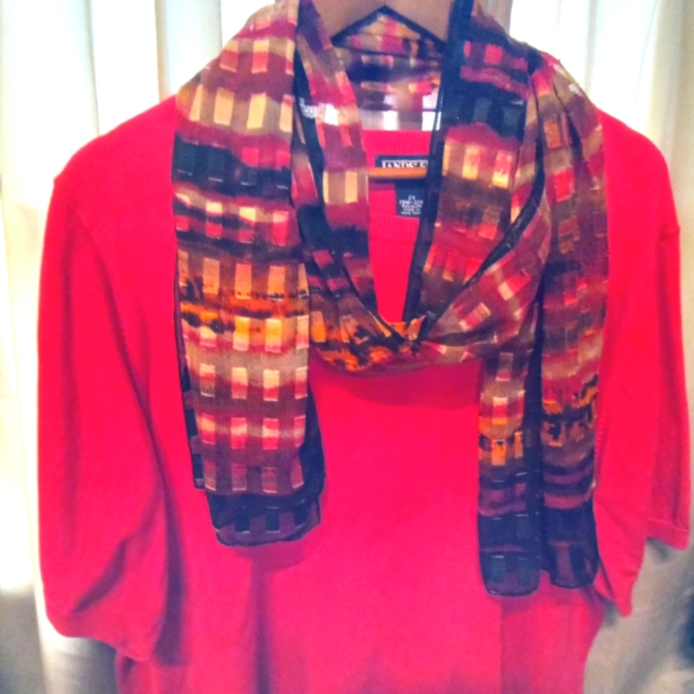 Lands End short sleeve sweater with accents scarf